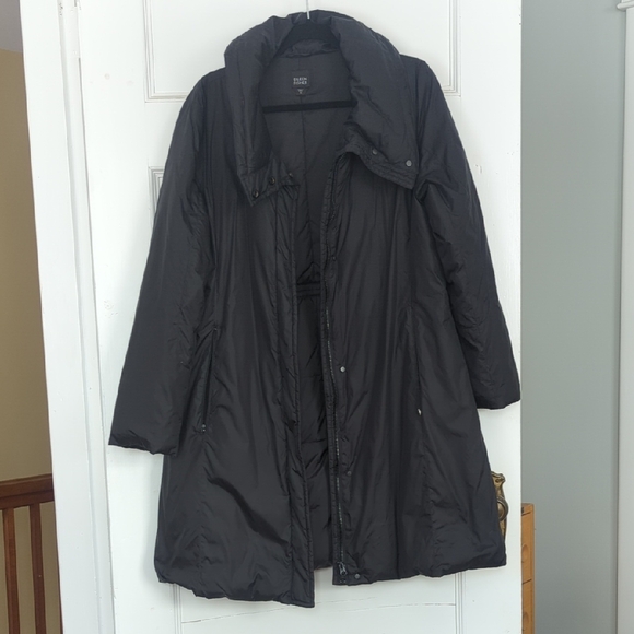 Eileen Fisher High Collar Insulated Puffer Coat - Picture 4 of 11